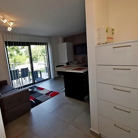 Martina Apartment *